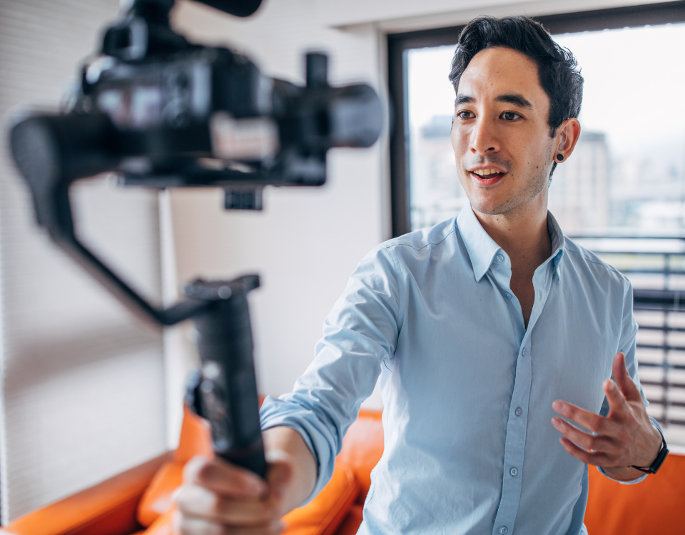 Implementing a Micro-KOC Strategy is an astonishingly effective way to boost conversions. Discover 10 incredible reasons why small influencers win!