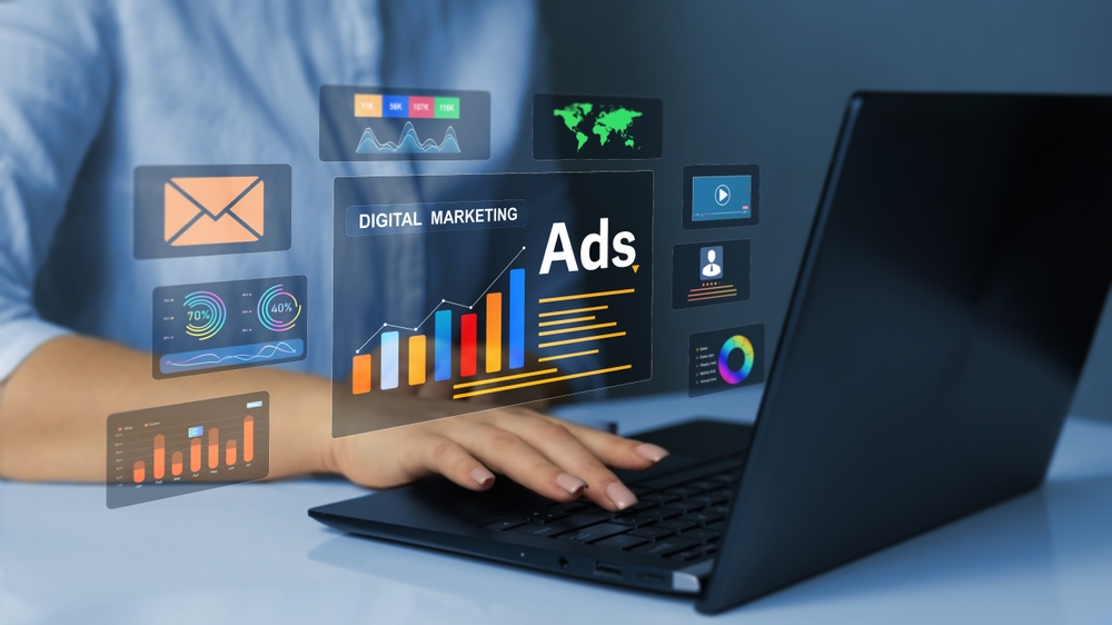 digital-marketing-concept-dashboard